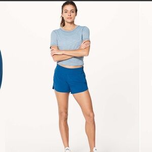 Lululemon Tracker Short V (4")
Whirlpool